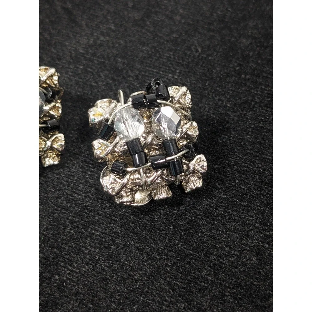 Vintage Silver Tone Black Glass‎ Wrapped Bead Square Clip On Statement Earrings